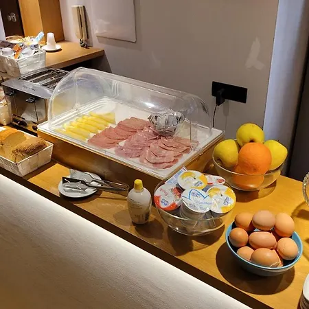 Eva Luxury Pensión 4*